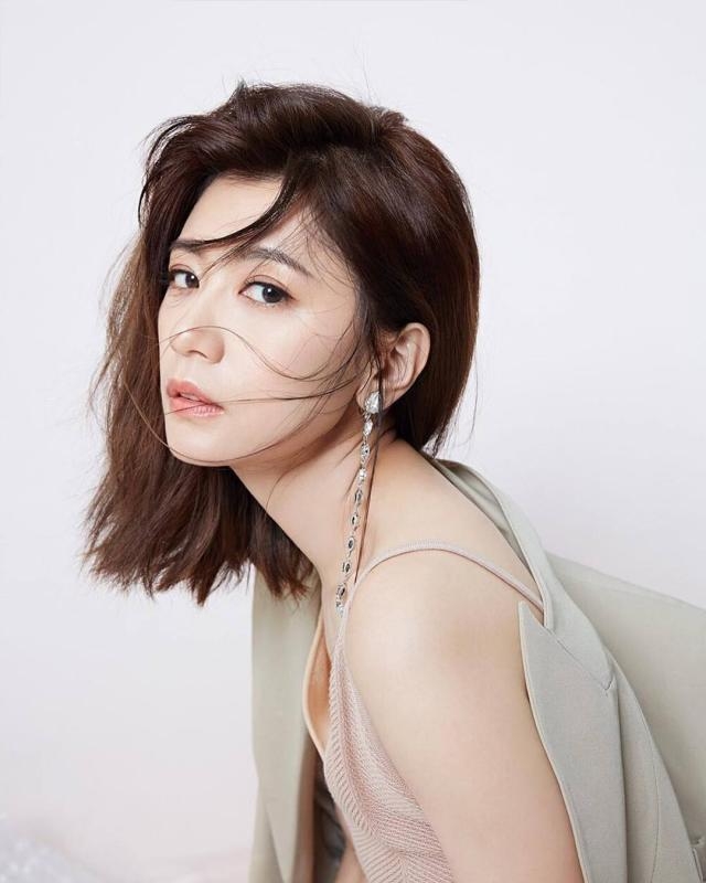 在数字化时代，手机已经成为了我们生活中不可或缺的工具之一。而手机短信验证码，作为一种便捷的身份验证方式，已经深入到我们的日常生活中。今天，我们就来聊聊如何接受短信验证码，以及它在我们生活中的重要作用。